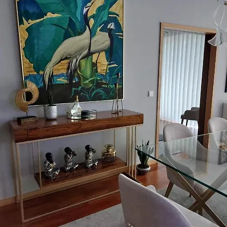 En Face De La Appartement